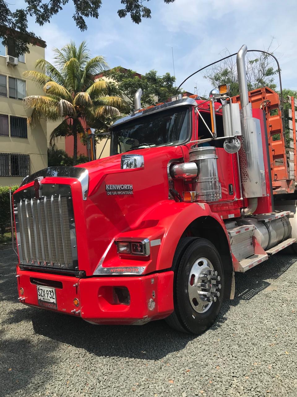 Transporte de carga terrestre en Colombia: Claves para su éxito y desafíos